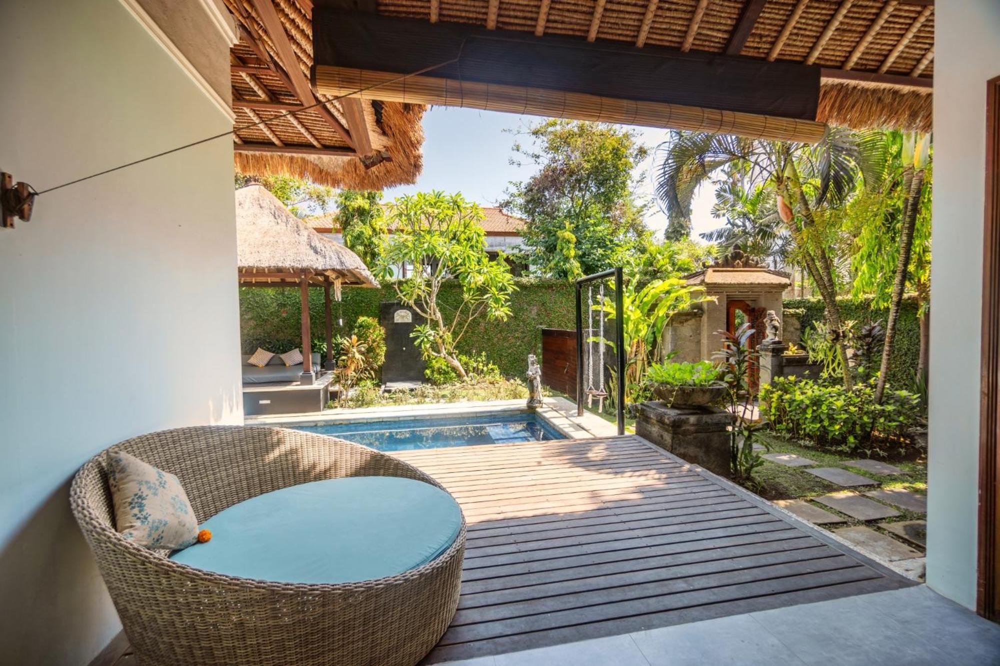 Kecapi Villa Seminyak By Ini Vie Hospitality Εξωτερικό φωτογραφία