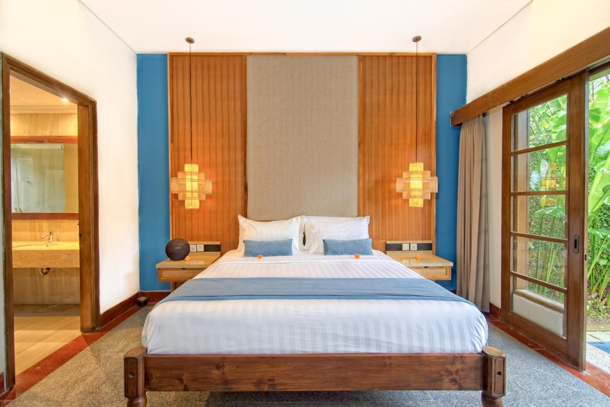Kecapi Villa Seminyak By Ini Vie Hospitality Εξωτερικό φωτογραφία