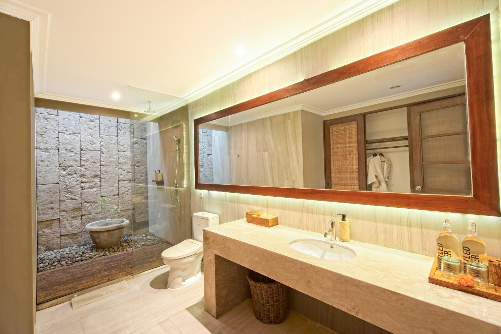 Kecapi Villa Seminyak By Ini Vie Hospitality Εξωτερικό φωτογραφία
